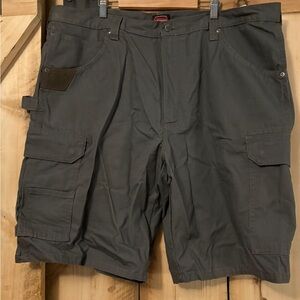 Men’s Wrangler Ranger Workwear Shorts NWT